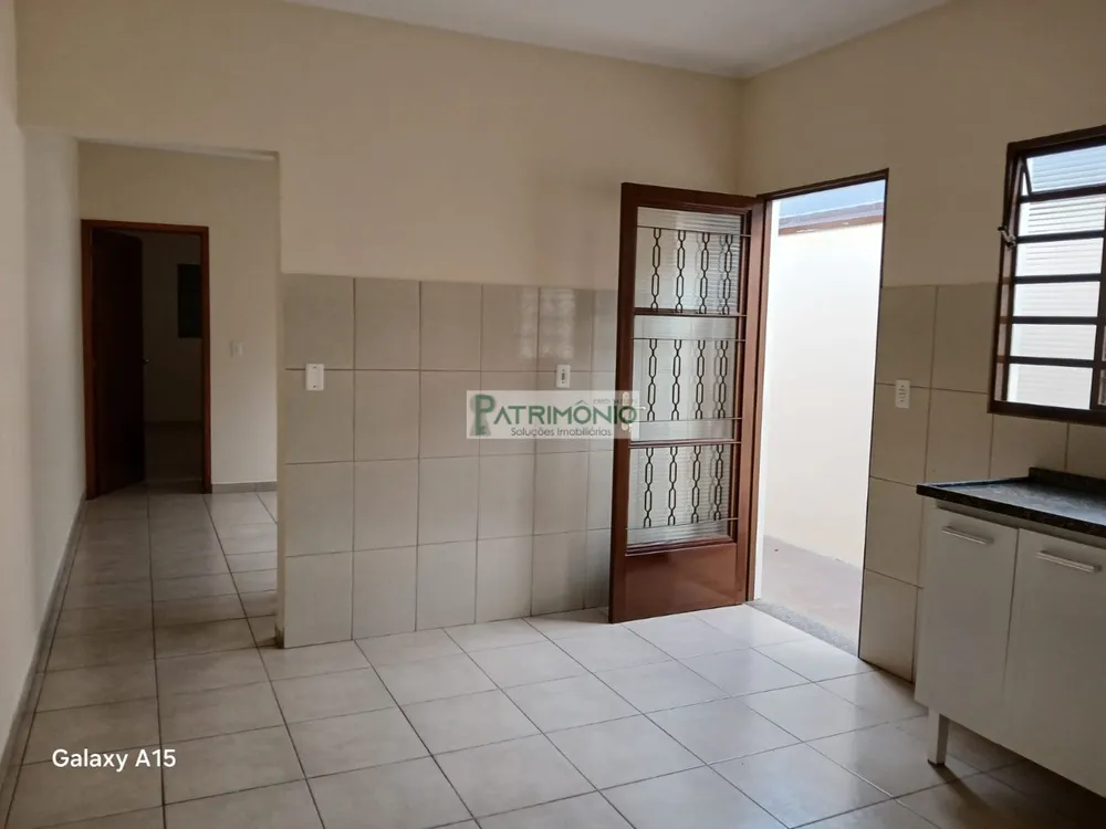 Casa, 2 quartos, 80 m² - Foto 1