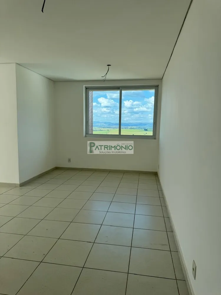 Cobertura, 3 quartos, 218 m² - Foto 3