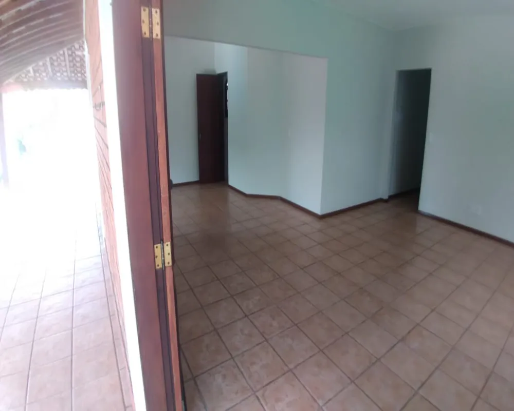 Chácara, 3 quartos, 1412 m² - Foto 11