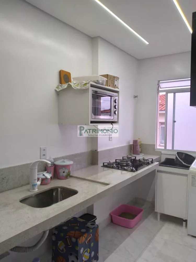 Apartamento à venda com 2 quartos, 44m² - Foto 1