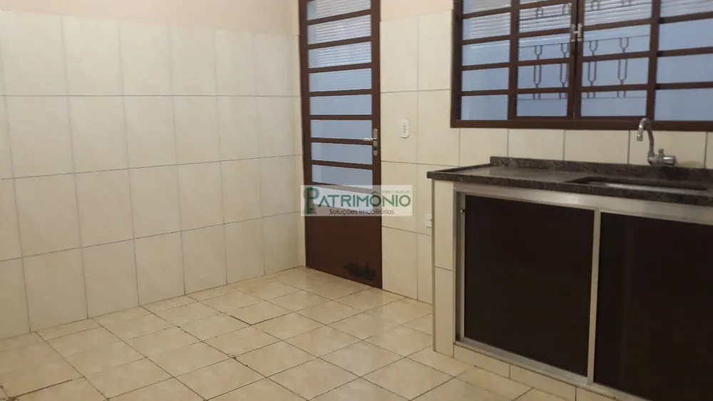 Casa, 2 quartos, 80 m² - Foto 1