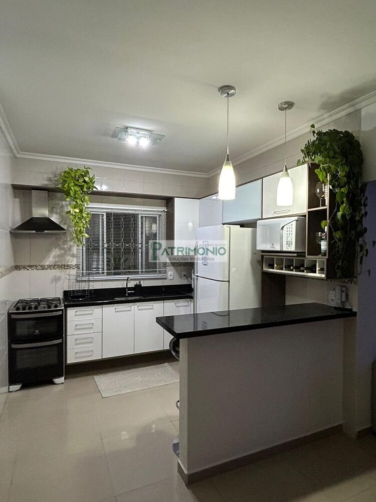 Casa à venda com 2 quartos, 153m² - Foto 6