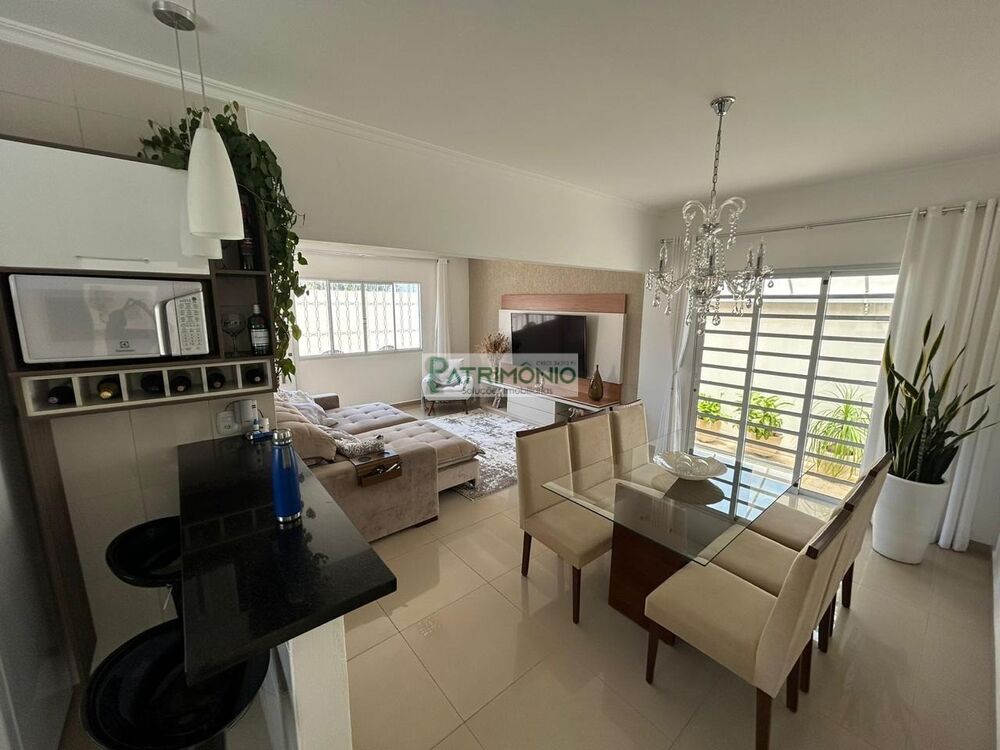 Casa à venda com 2 quartos, 153m² - Foto 4