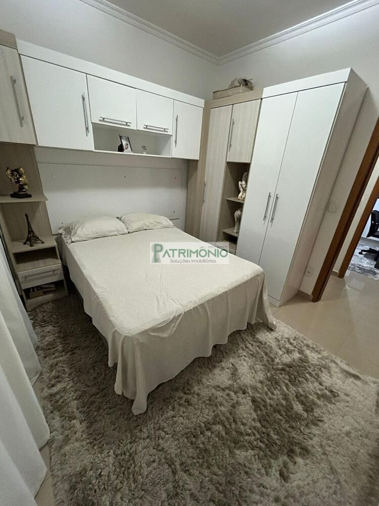 Casa à venda com 2 quartos, 153m² - Foto 8
