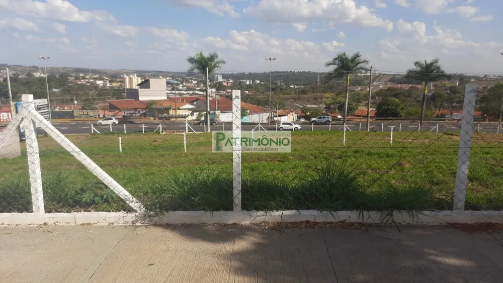 Loteamento e Condomínio, 1840 m² - Foto 4