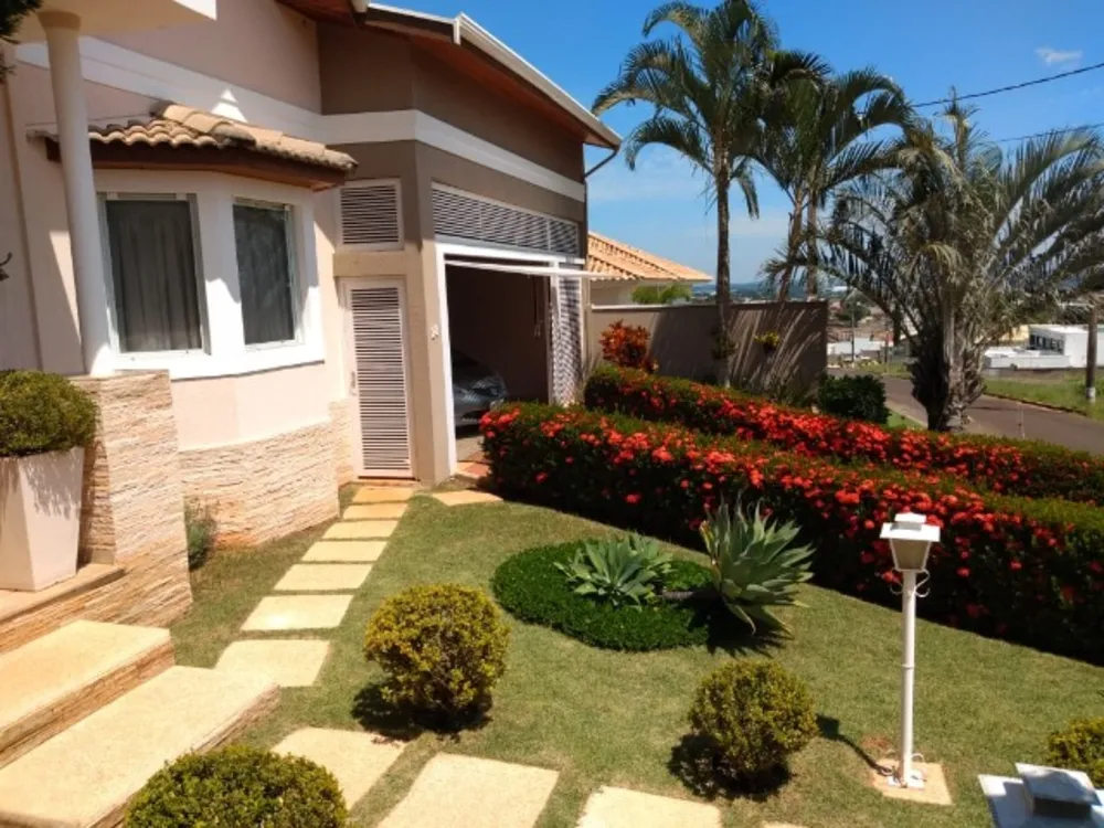 Casa, 3 quartos, 483 m² - Foto 1