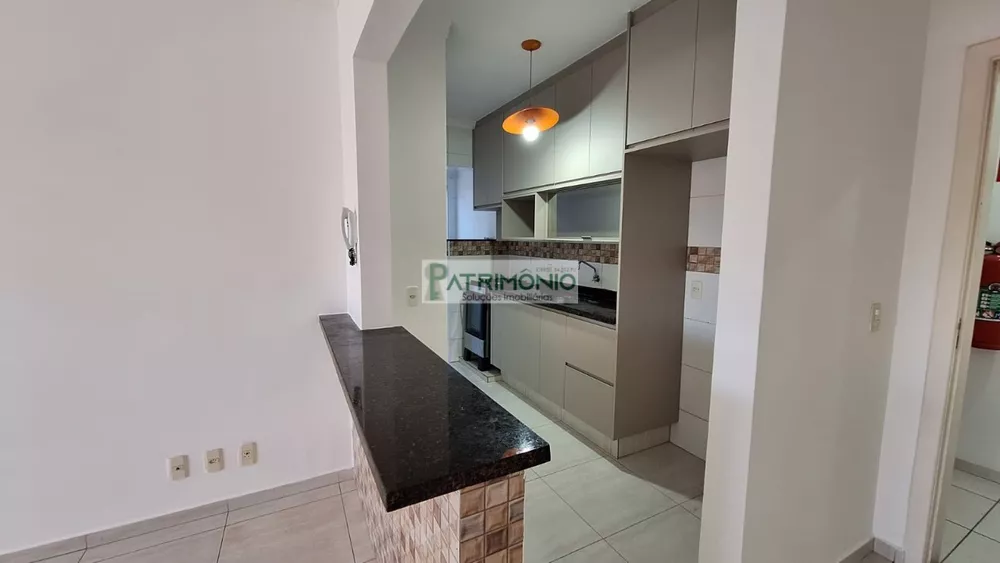 Apartamento à venda e aluguel com 2 quartos, 66m² - Foto 3