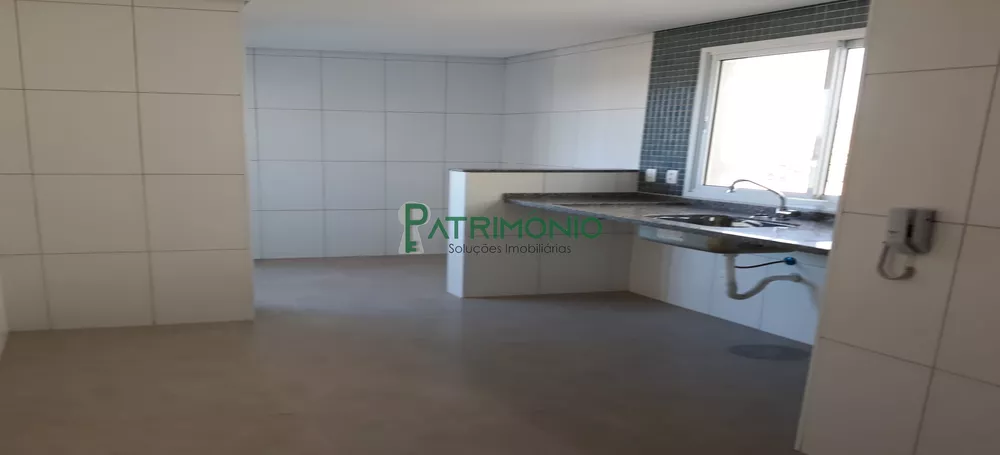 Apartamento à venda com 3 quartos, 98m² - Foto 4