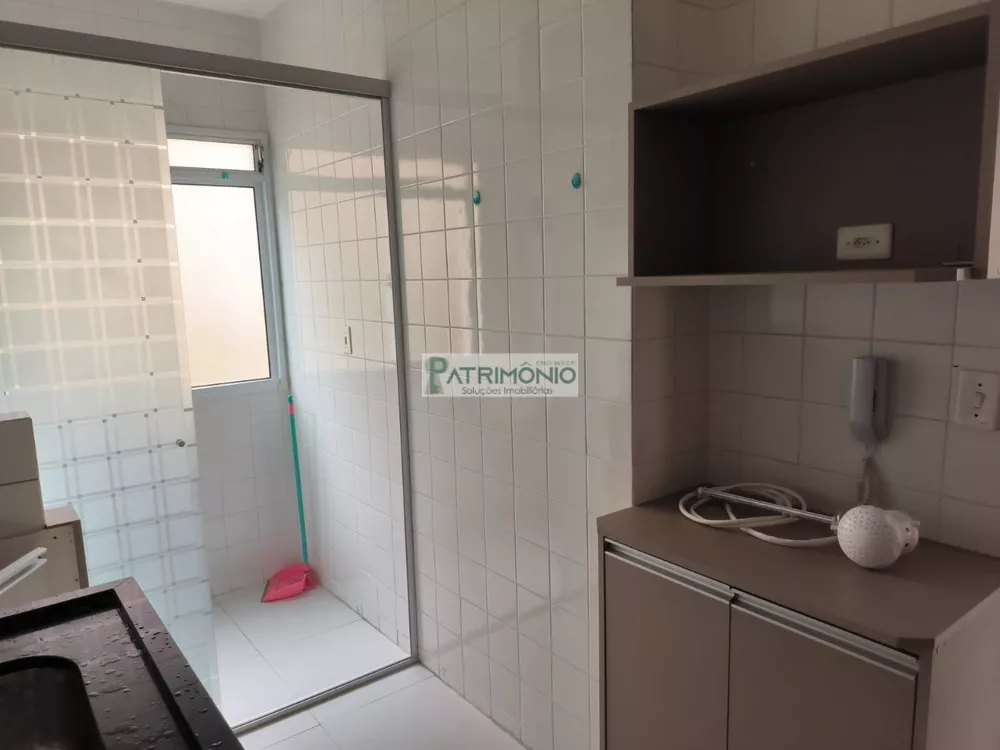 Apartamento à venda com 2 quartos, 46m² - Foto 4