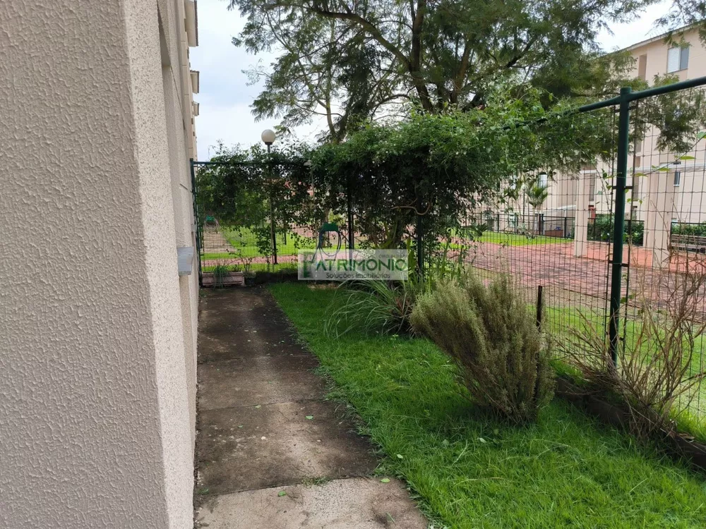 Apartamento à venda com 2 quartos, 46m² - Foto 2