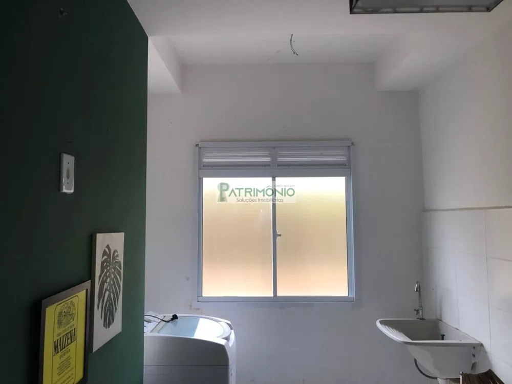 Apartamento à venda com 2 quartos, 49m² - Foto 2