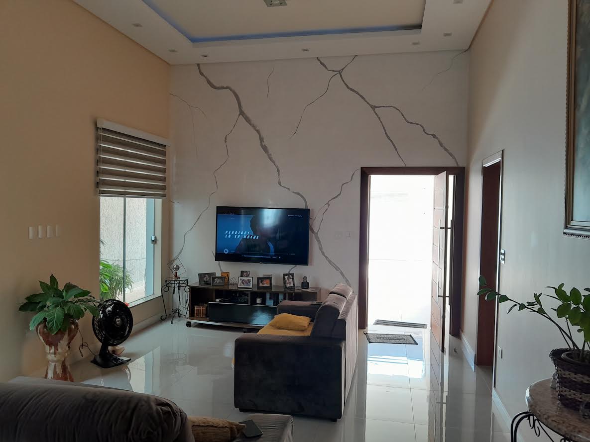 Casa à venda com 3 quartos, 270m² - Foto 1