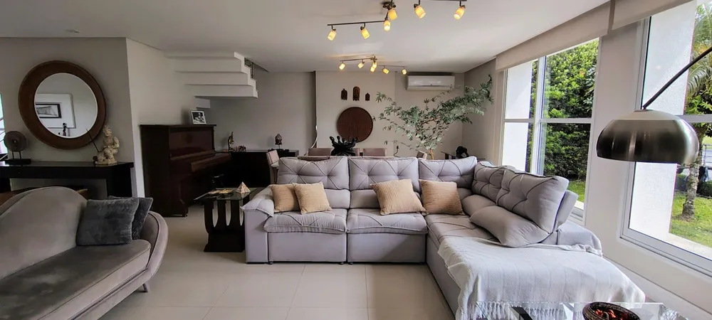 Casa, 4 quartos, 315 m² - Foto 1