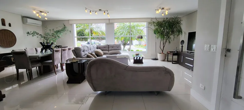 Casa, 4 quartos, 315 m² - Foto 2