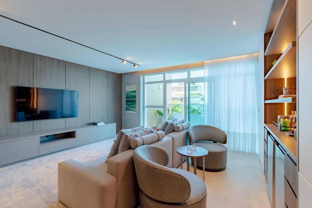 Cobertura, 3 quartos, 216 m² - Foto 1