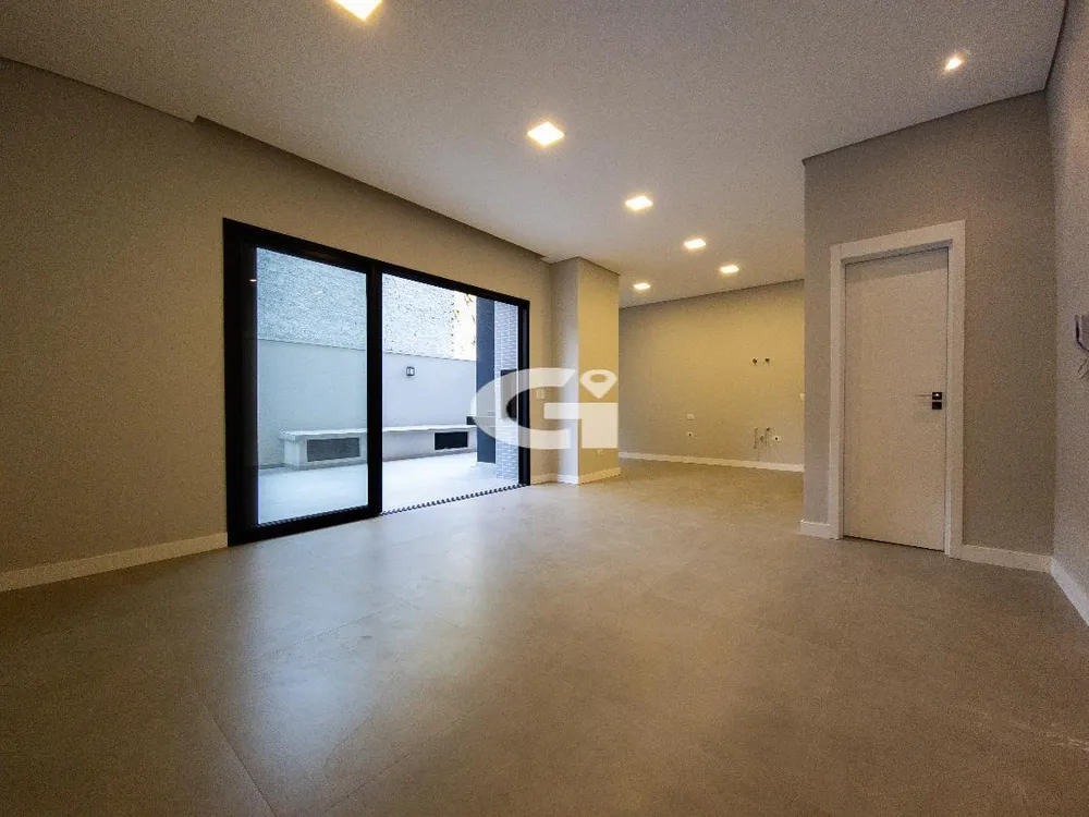 Apartamento, 3 quartos, 203 m² - Foto 1