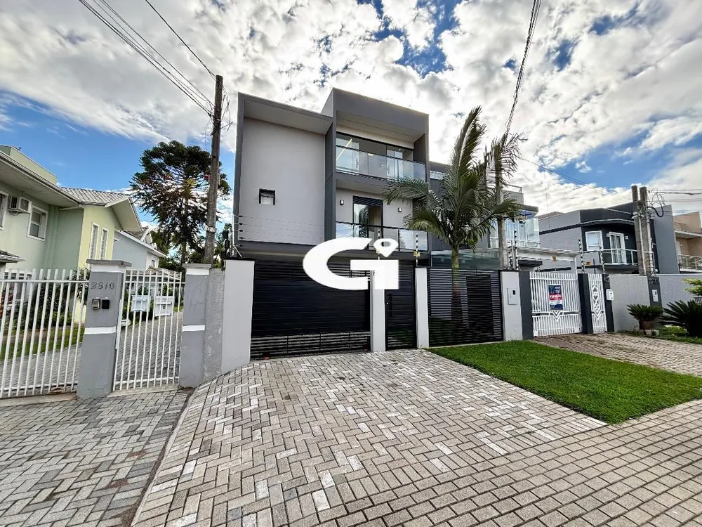 Sobrado, 3 quartos, 240 m² - Foto 1