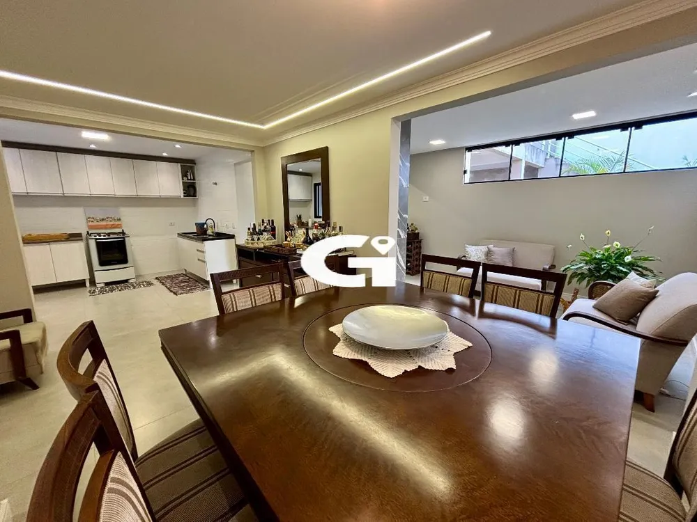 Sobrado, 3 quartos, 240 m² - Foto 4