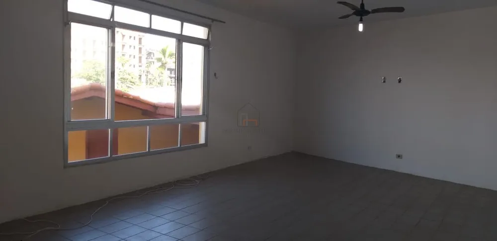 Casa, 5 quartos, 159 m² - Foto 3