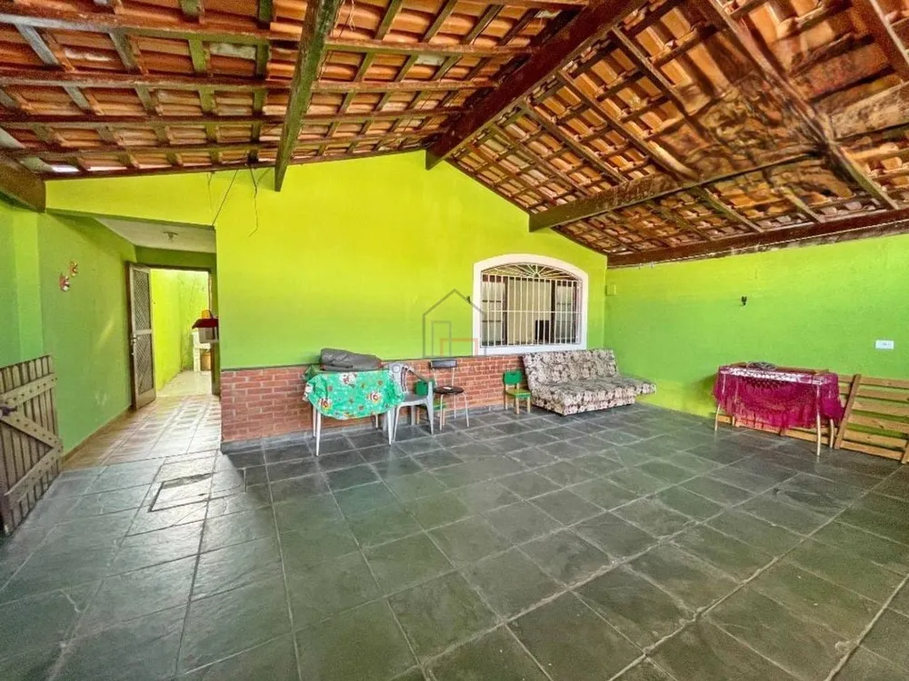 Casa, 3 quartos, 146500 m² - Foto 1