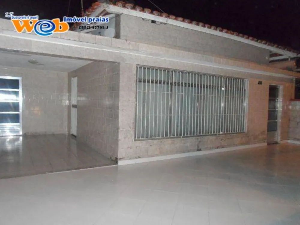 Casa, 4 quartos, 220 m² - Foto 1