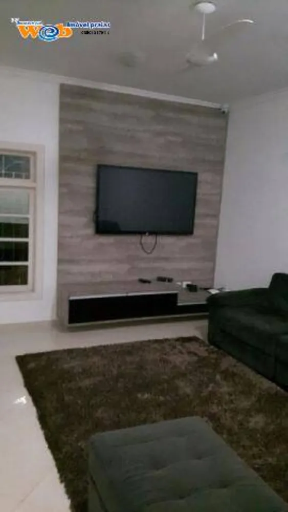 Casa, 3 quartos, 200 m² - Foto 3