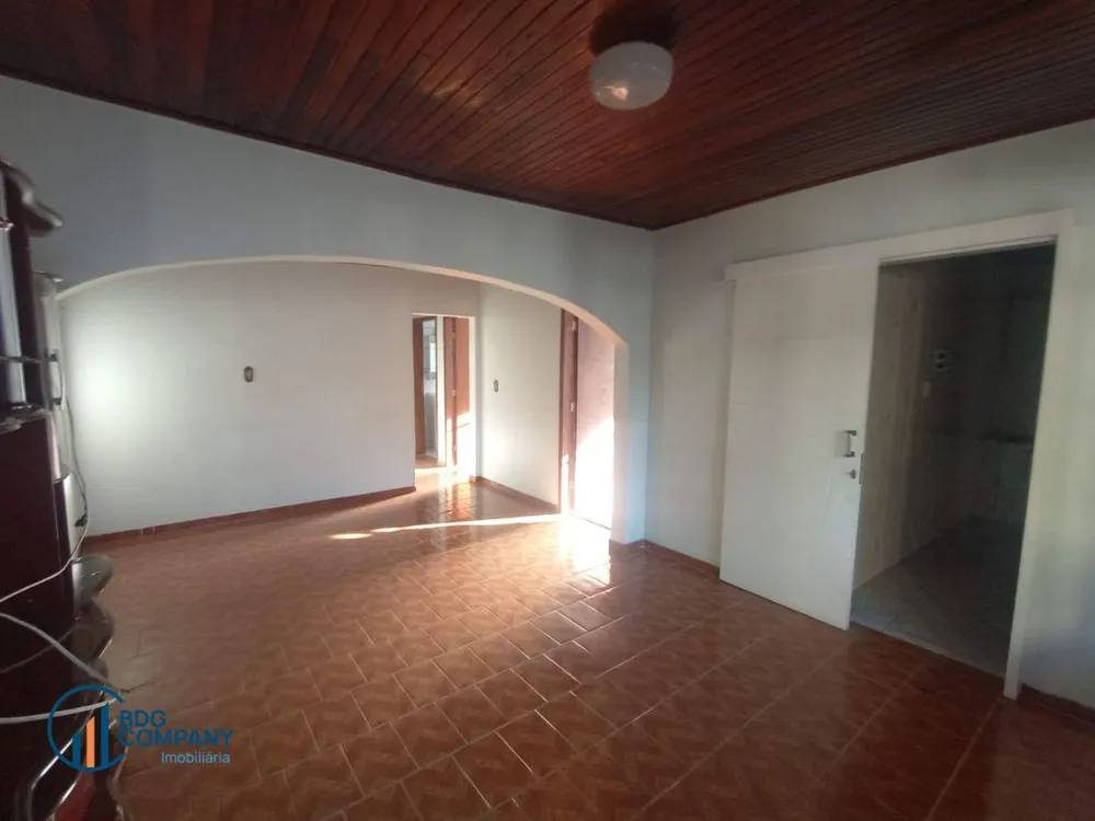 Casa, 3 quartos, 240 m² - Foto 2