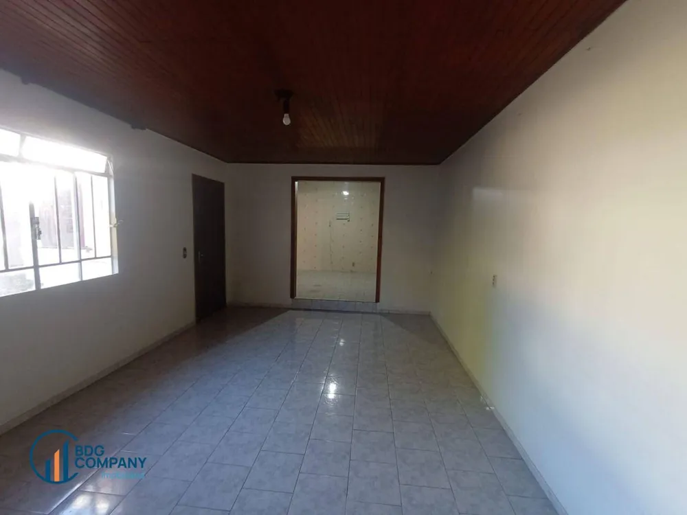 Casa, 3 quartos, 240 m² - Foto 1