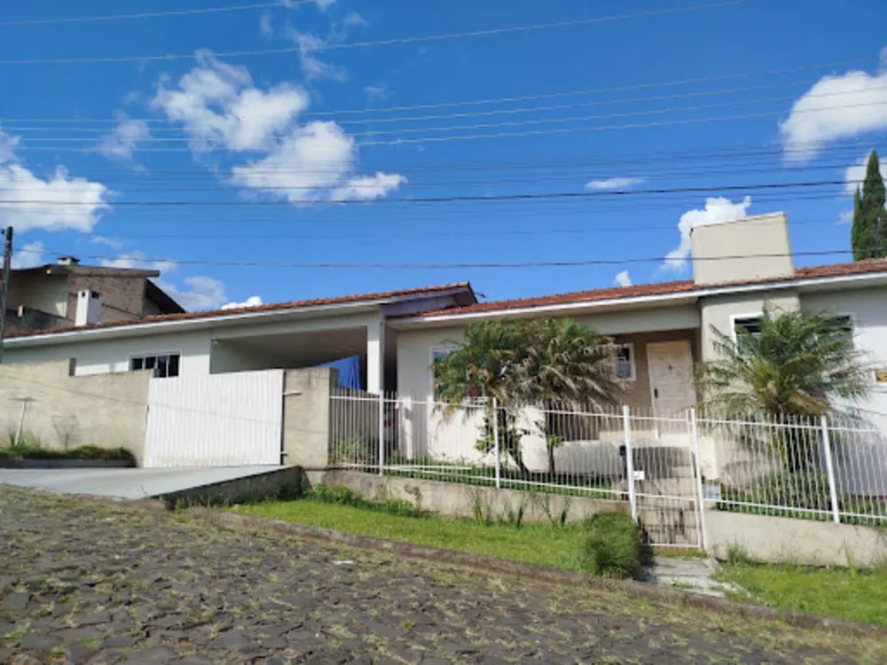 Casa, 4 quartos, 304 m² - Foto 2