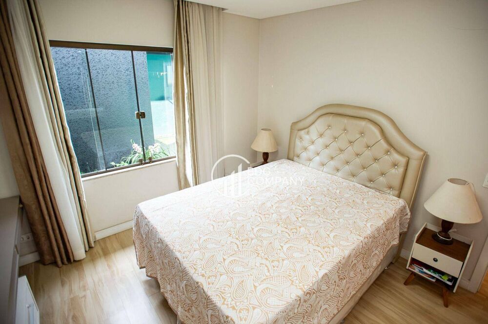 Casa, 3 quartos, 255 m² - Foto 24