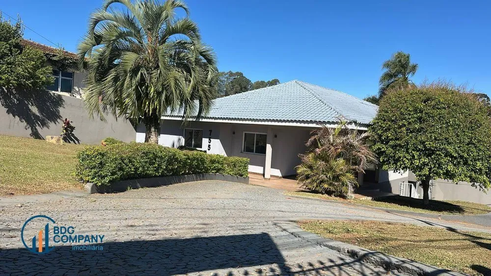 Casa, 4 quartos, 277 m² - Foto 1