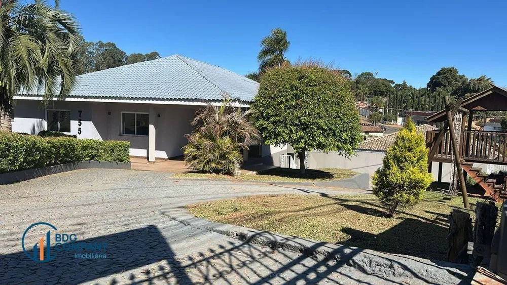 Casa, 4 quartos, 277 m² - Foto 2