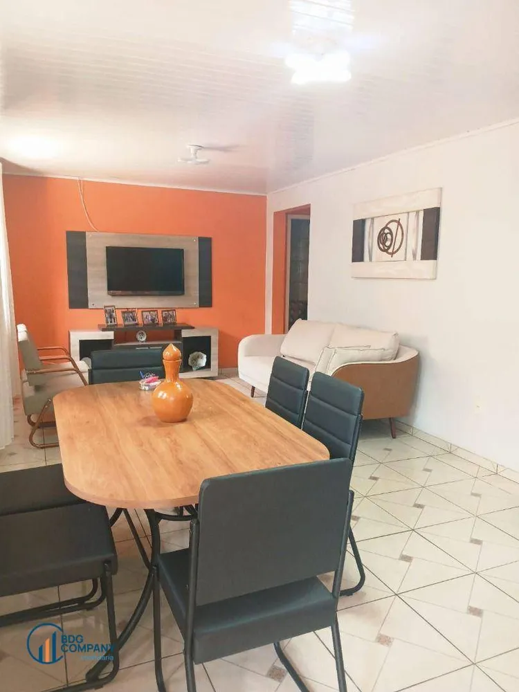 Casa, 3 quartos, 265 m² - Foto 2
