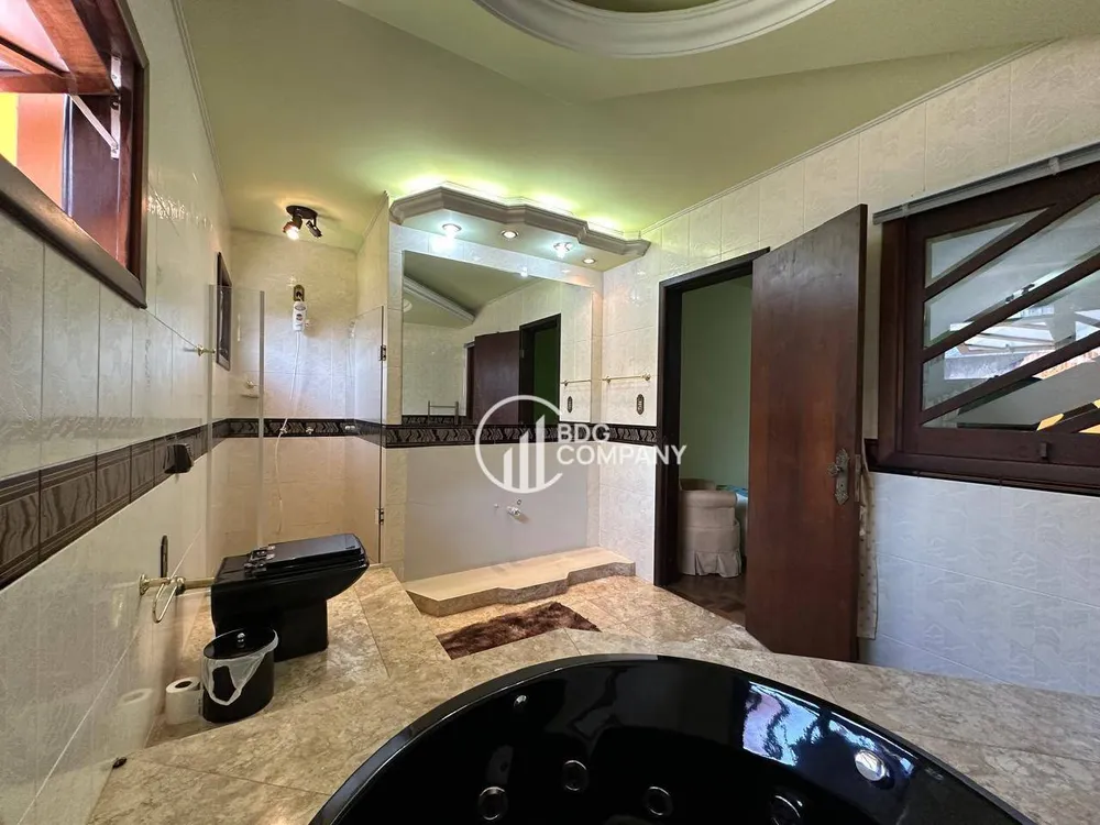 Casa, 7 quartos, 450 m² - Foto 8