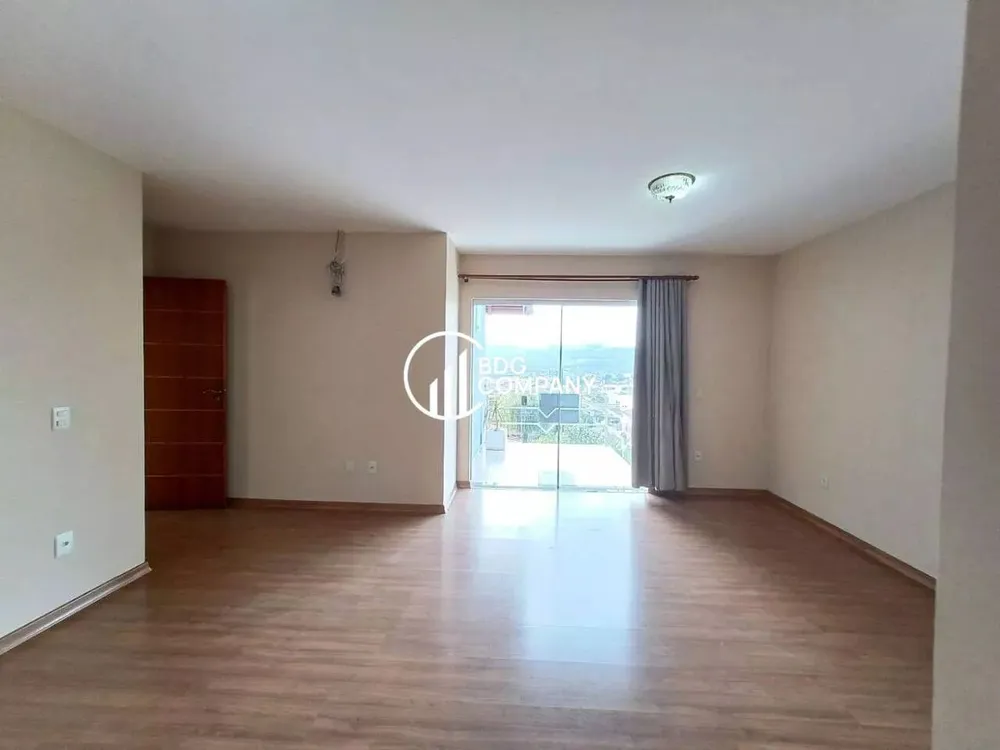 Sobrado, 3 quartos, 195 m² - Foto 2