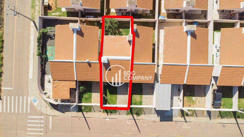 Casa à venda com 2 quartos, 57m² - Foto 13