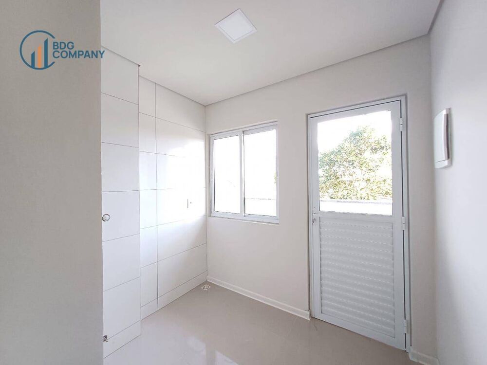 Apartamento para alugar com 2 quartos, 70m² - Foto 13