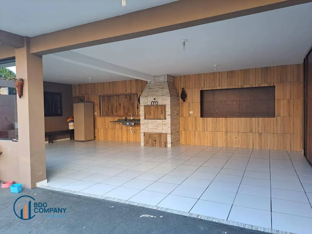 Casa, 3 quartos, 190 m² - Foto 2