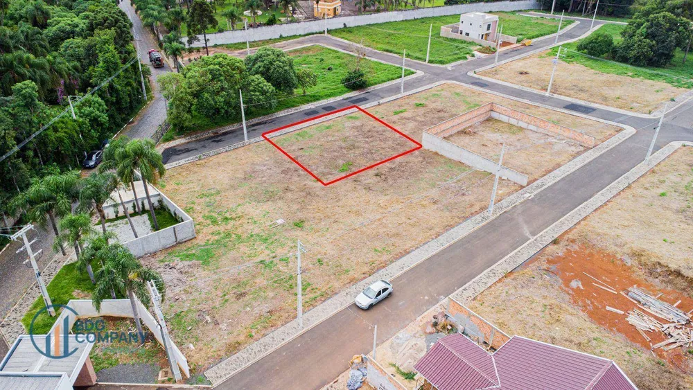 Loteamento e Condomínio, 200 m² - Foto 1