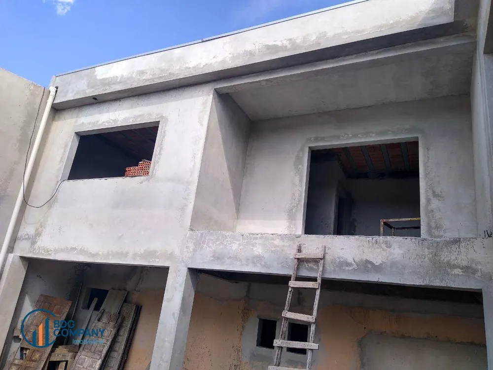 Sobrado, 3 quartos, 198 m² - Foto 1