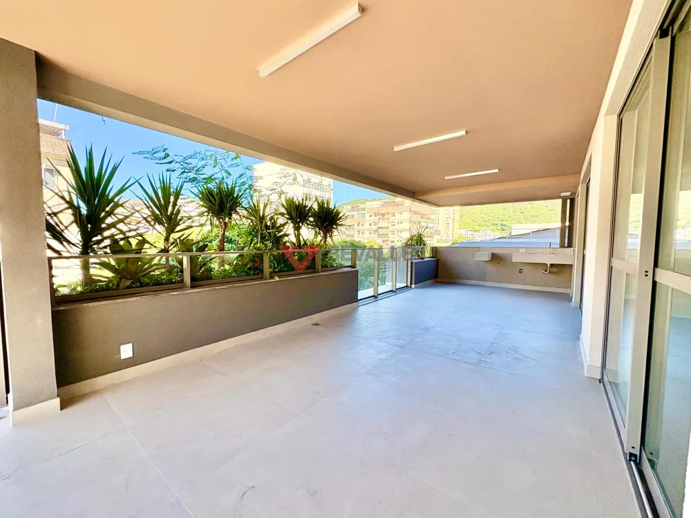 Apartamento, 3 quartos, 208 m² - Foto 1