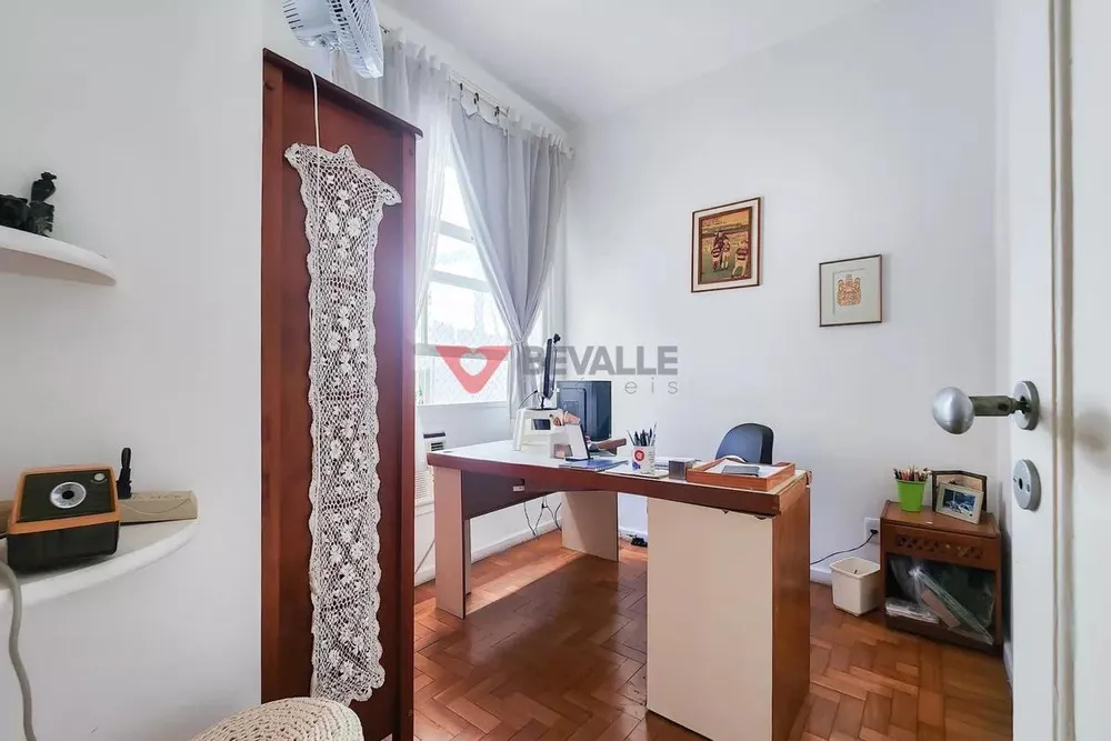 Casa, 6 quartos, 250 m² - Foto 15