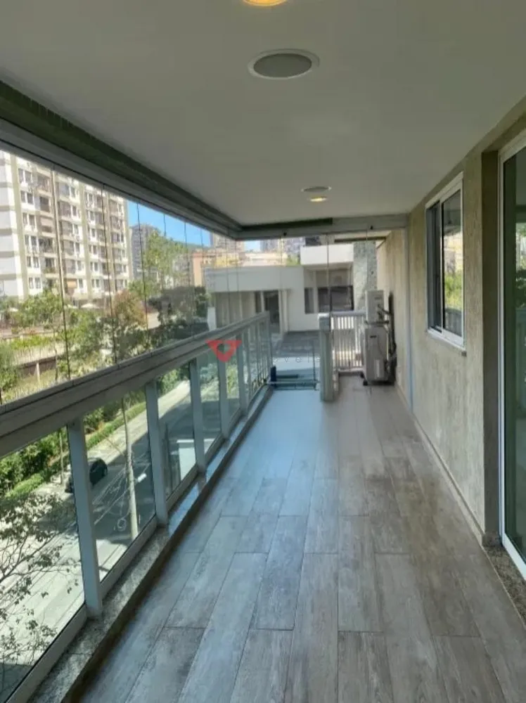 Apartamento, 3 quartos, 122 m² - Foto 1