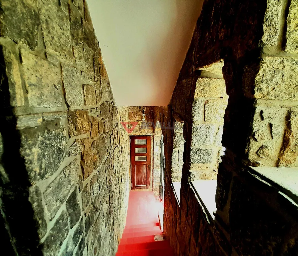 Casa, 10 quartos, 276 m² - Foto 2