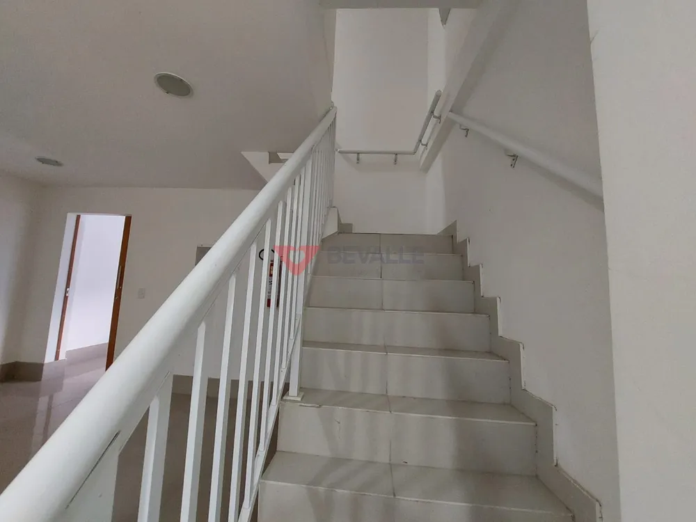 Casa, 6 quartos, 392 m² - Foto 6