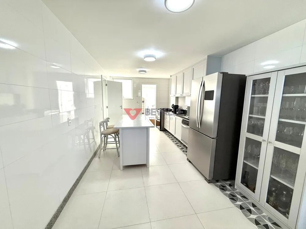 Apartamento, 3 quartos, 230 m² - Foto 54
