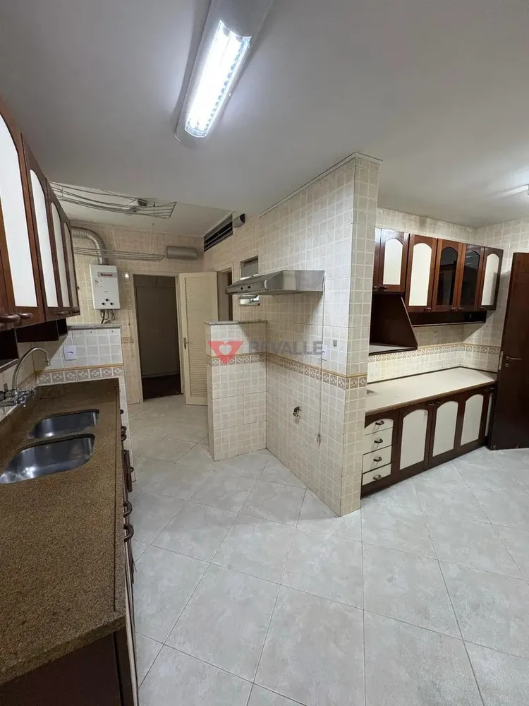 Apartamento, 3 quartos, 156 m² - Foto 14