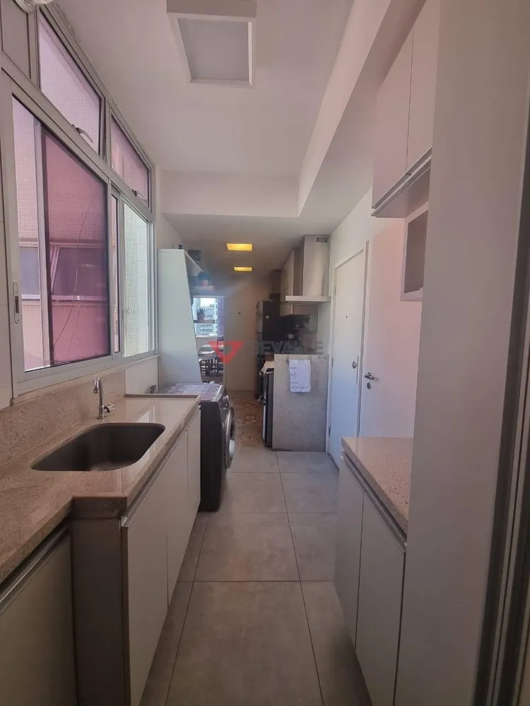 Cobertura, 3 quartos, 240 m² - Foto 10