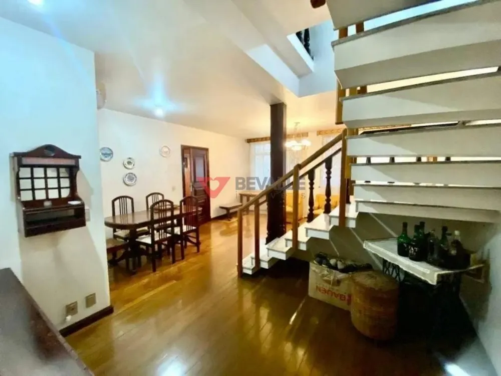 Casa, 4 quartos, 215 m² - Foto 11