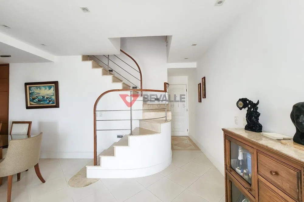 Cobertura, 3 quartos, 207 m² - Foto 7